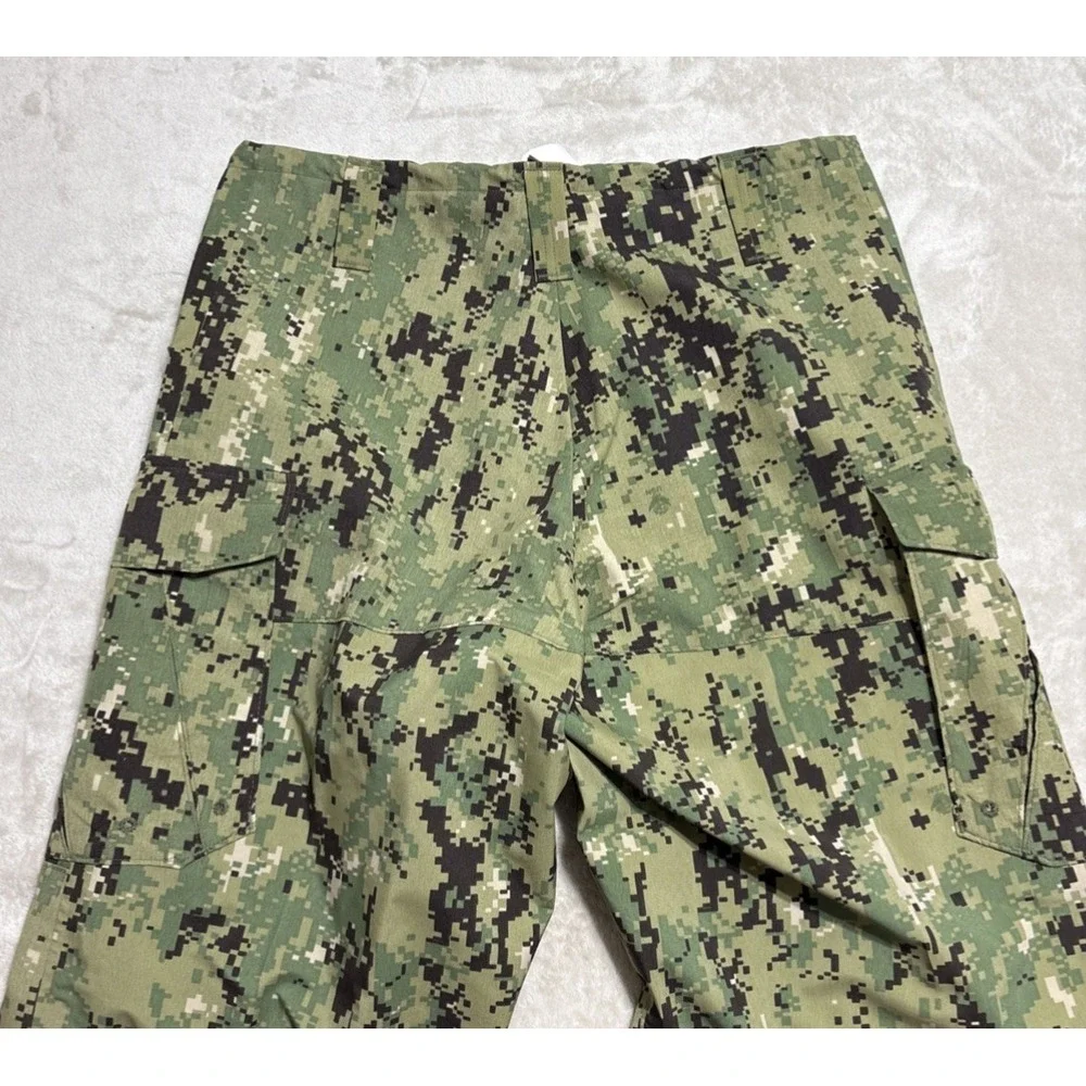 NEW US Navy Type III Digital Camo Pants Trousers Mens Medium Reg Military Cargo